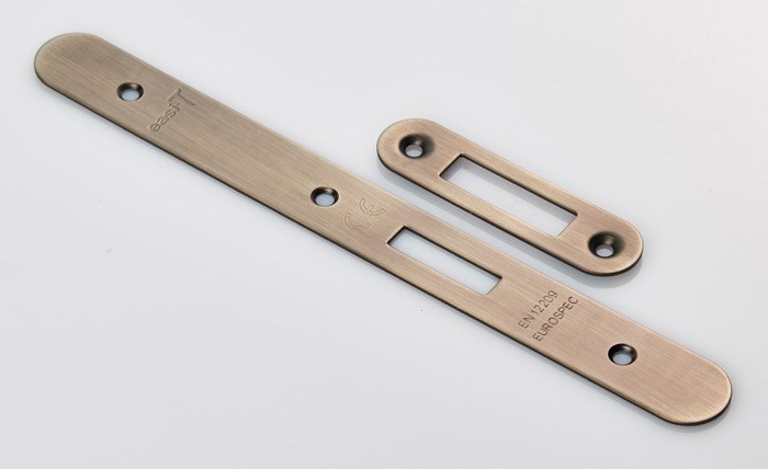 EuroSpec FSF5015AB/R Forend Strike and Fixing Pack to Suit Din Euro Deadlock (Security) Radius (LEAD TIME: 2-3 DAYS)