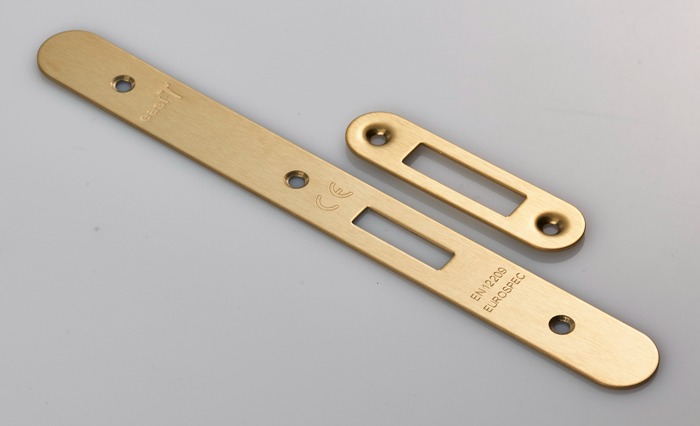 EuroSpec FSF5015SB/R Forend Strike and Fixing Pack to Suit Din Euro Deadlock (Security) Radius (LEAD TIME: 2-3 DAYS)